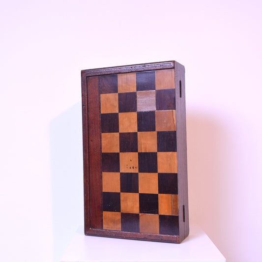 Edwardian chess board