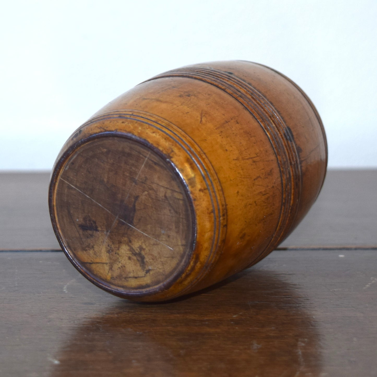George III fruitwood barrel shaped spice jar, c. 1780