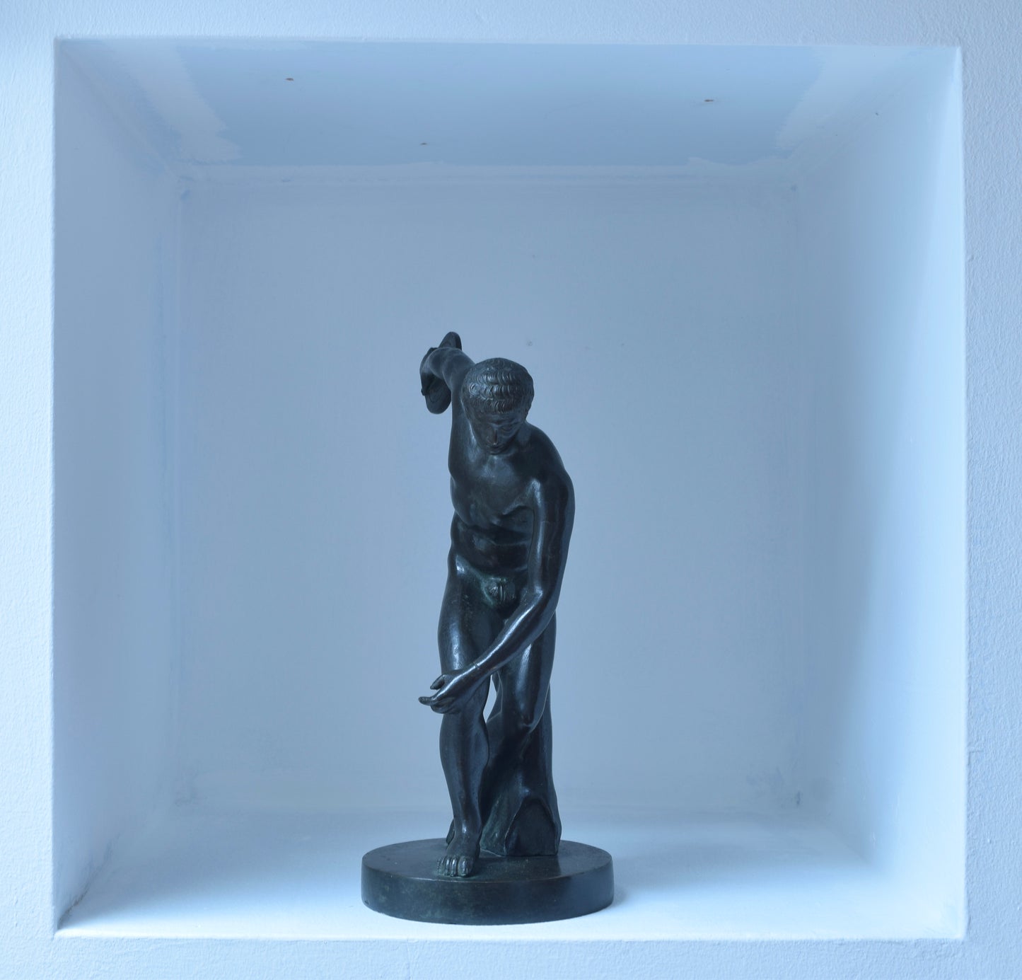 The Discobolus of Myron Bronze